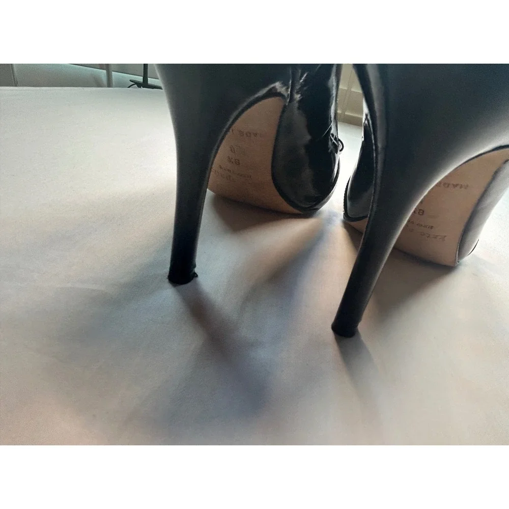 Kate Spade New York Karolina Pumps Women 8.5 Black Patent Leather Bow Round Toe